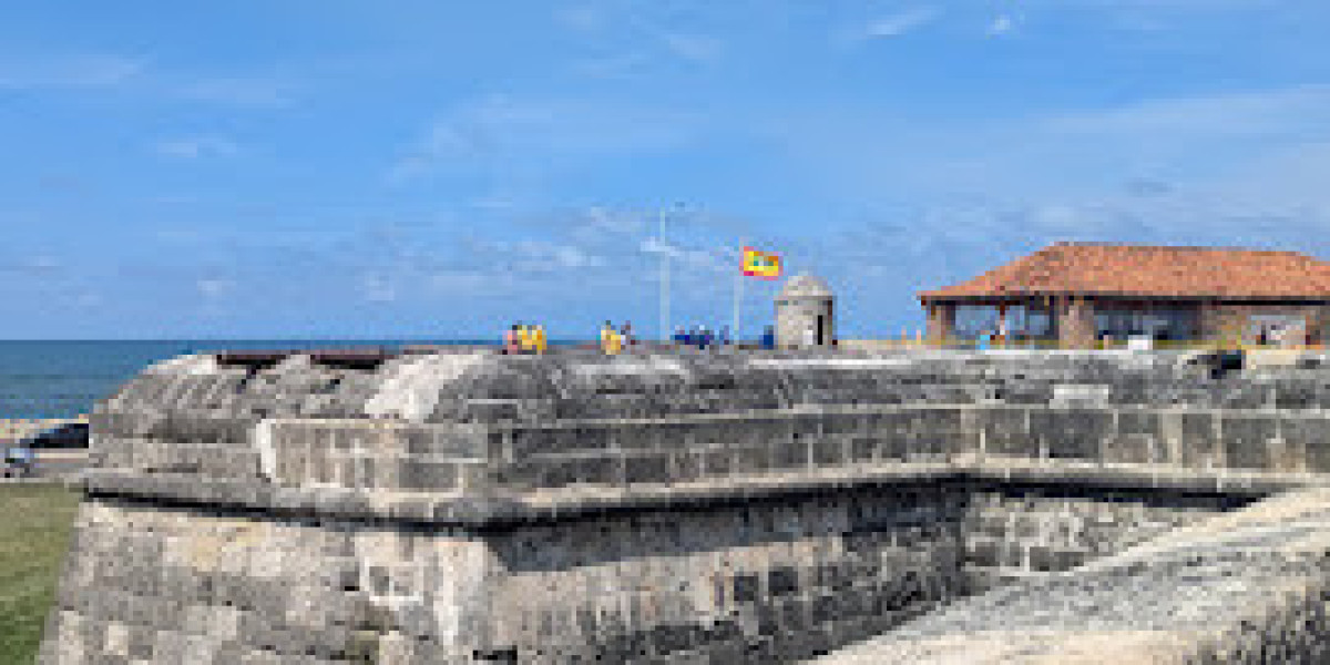 Cartagena de Indias: Más que un Tesoro Colonial, un Legado Vivo Protegido por Murallas