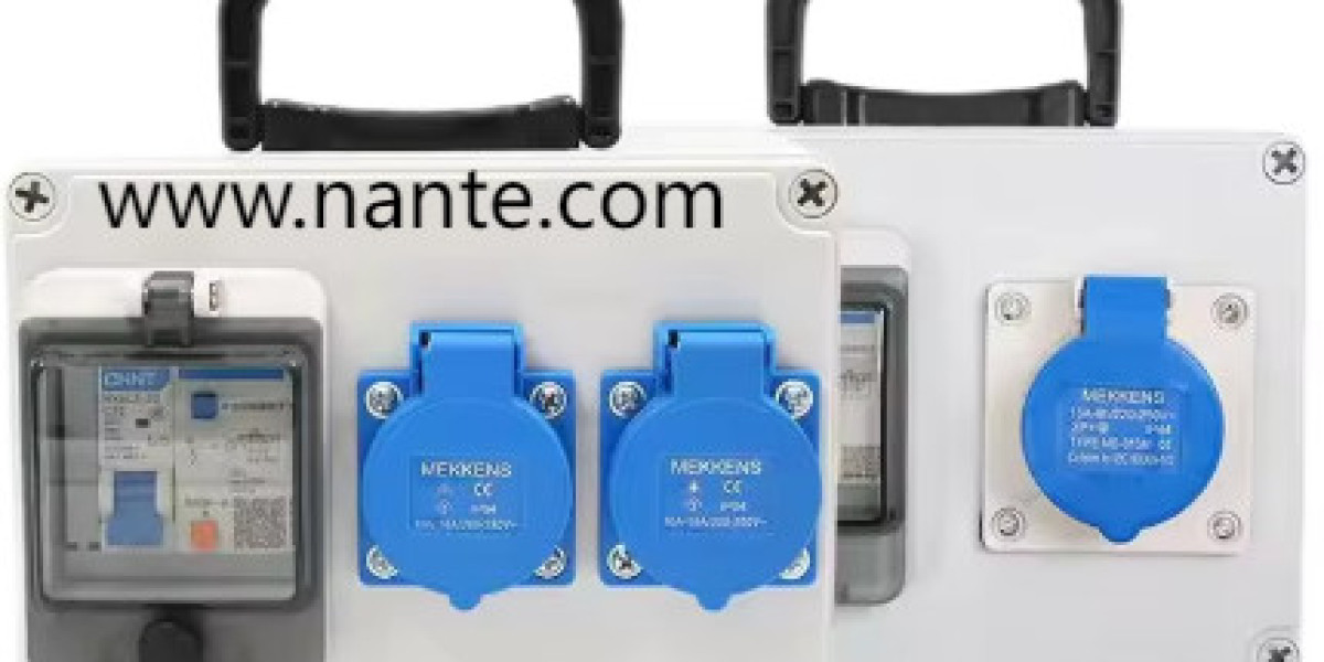 Smart Power Distribution for Decentralized Industrial Networks