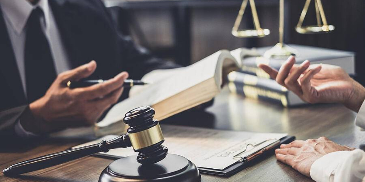 How Family Lawyers Sydney Integrate Civil Litigation and Conveyancing Law Services for Comprehensive Support