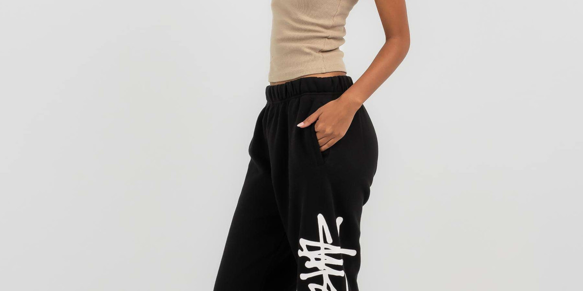 Stussy Sweatpants: The Streetwear Staple Evolving Through Collaborations