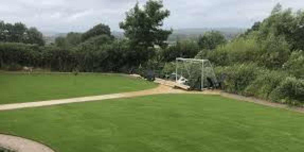 Top 7 Mistakes to Avoid During Artificial Grass Installation