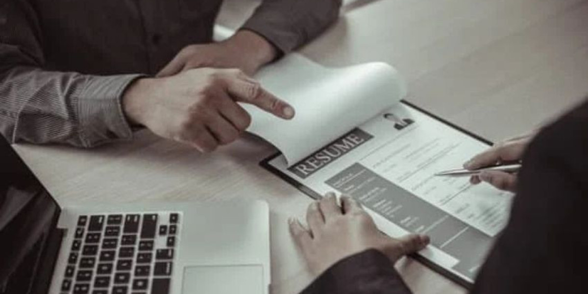 7 Best Tips for Using an Online Resume Builder Free