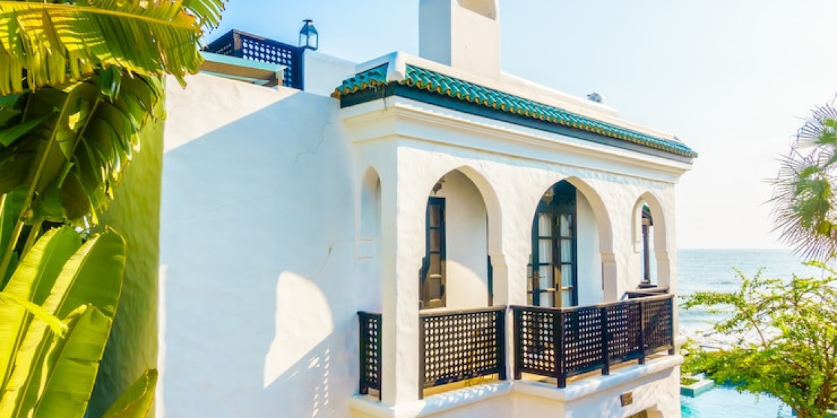 How a Custom Home Builder Personalizes Every Detail of Your Dream Home