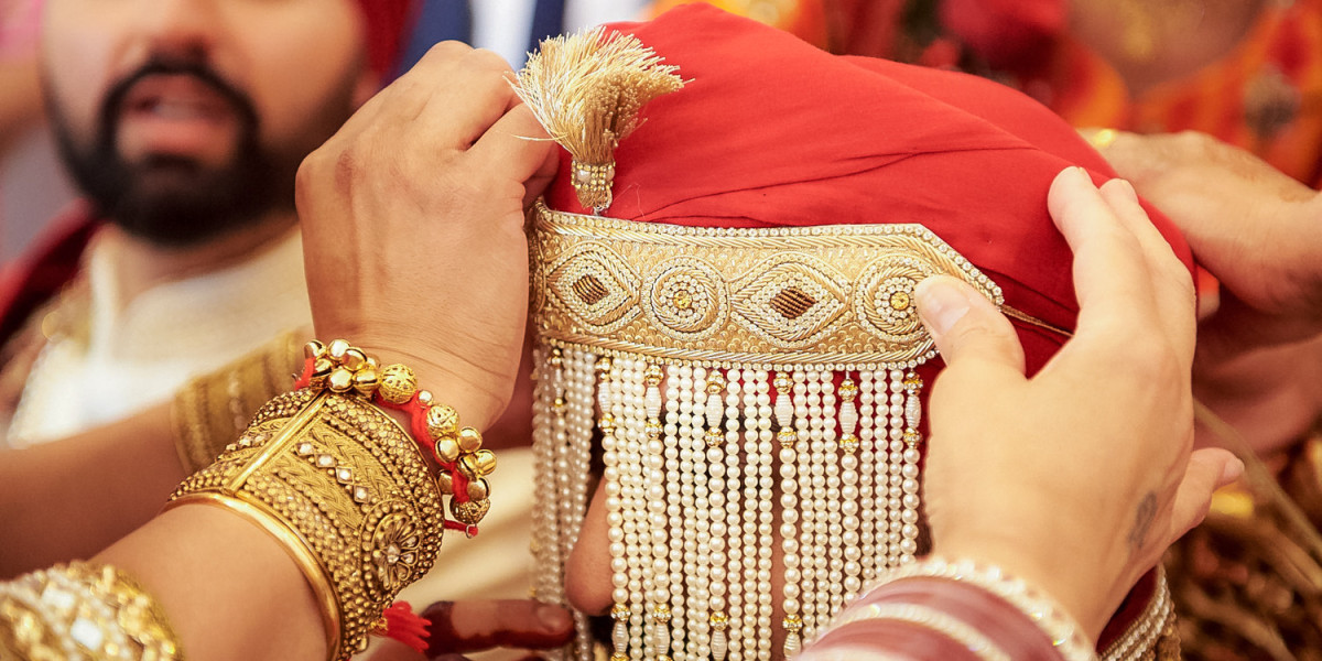 Find Your Ideal Sikh Life Partner with the Best Matrimonial Services in Delhi
