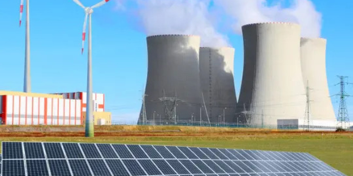 Industrial Solar Solutions: Powering Pakistan’s Factories with Clean Energy