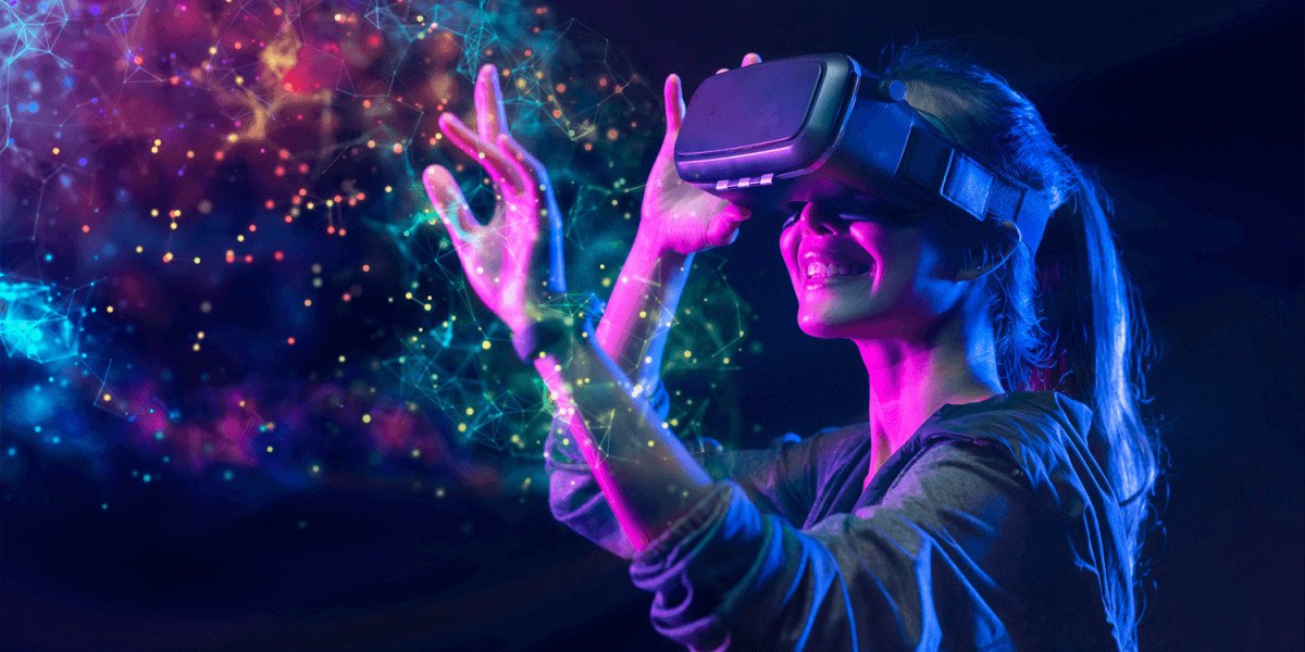 India’s Virtual Reality Market: Immersive Tech Gaining Momentum Across Sectors