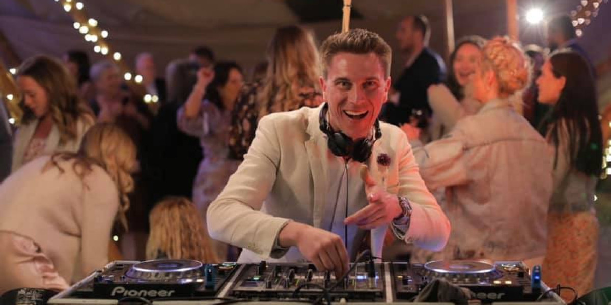 Creating Unforgettable Moments with the Best DJ Adelaide Wedding Services – Entertainment Adelaide