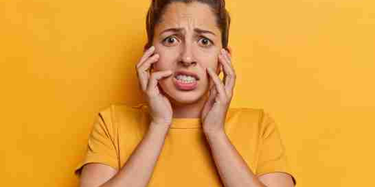 Unexpected Dental Drama Before Travel? Here's Help in Wisbech