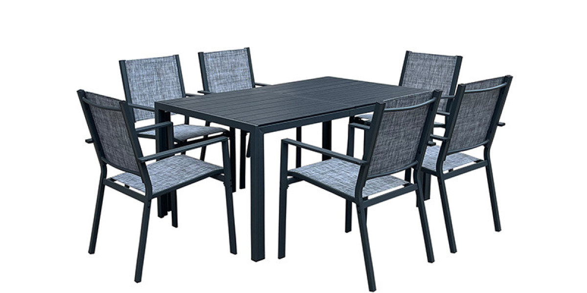 Benefits of Using a Wicker Seating Set for Your Patio or Garden