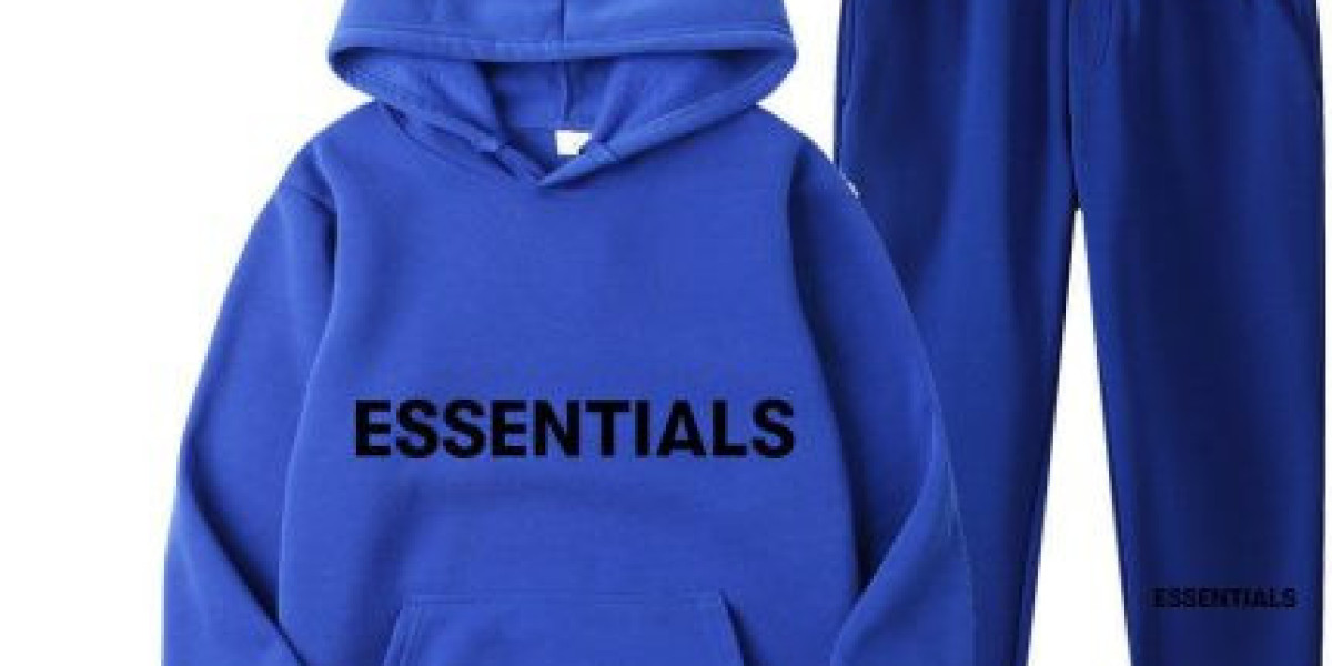 Unisex Essential Hoodie – Classic Fit for Daily Comfort and Warmth