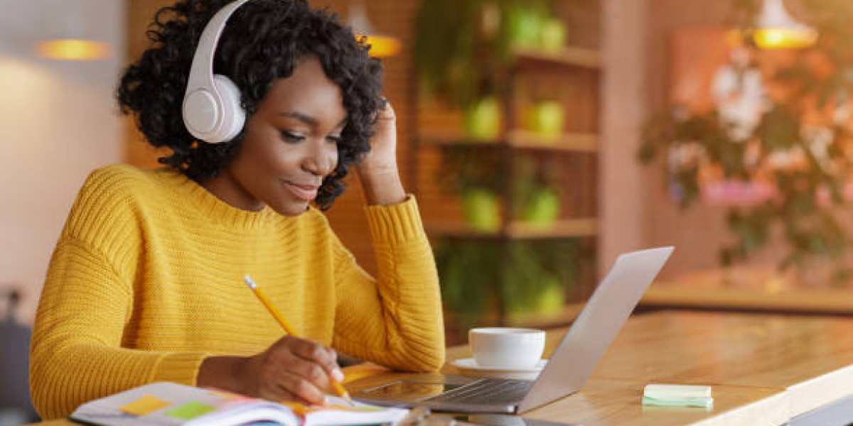 Where to Buy YOLO Headphones Online in Pakistan