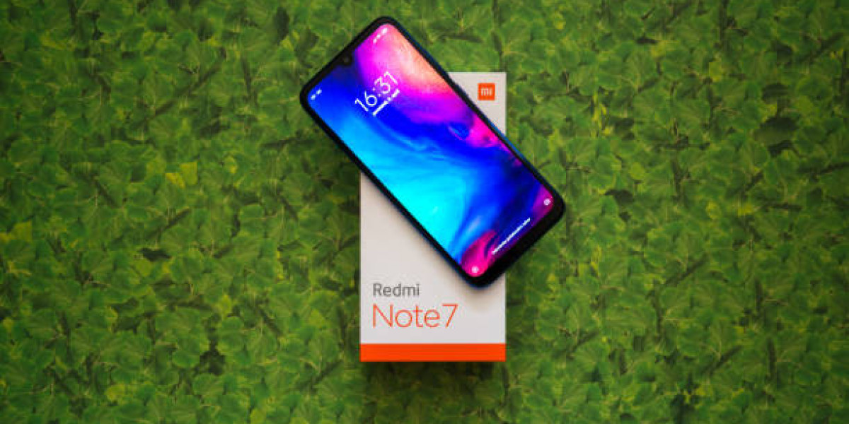 Why Redmi Continues to Dominate the Smartphone Market in Pakistan