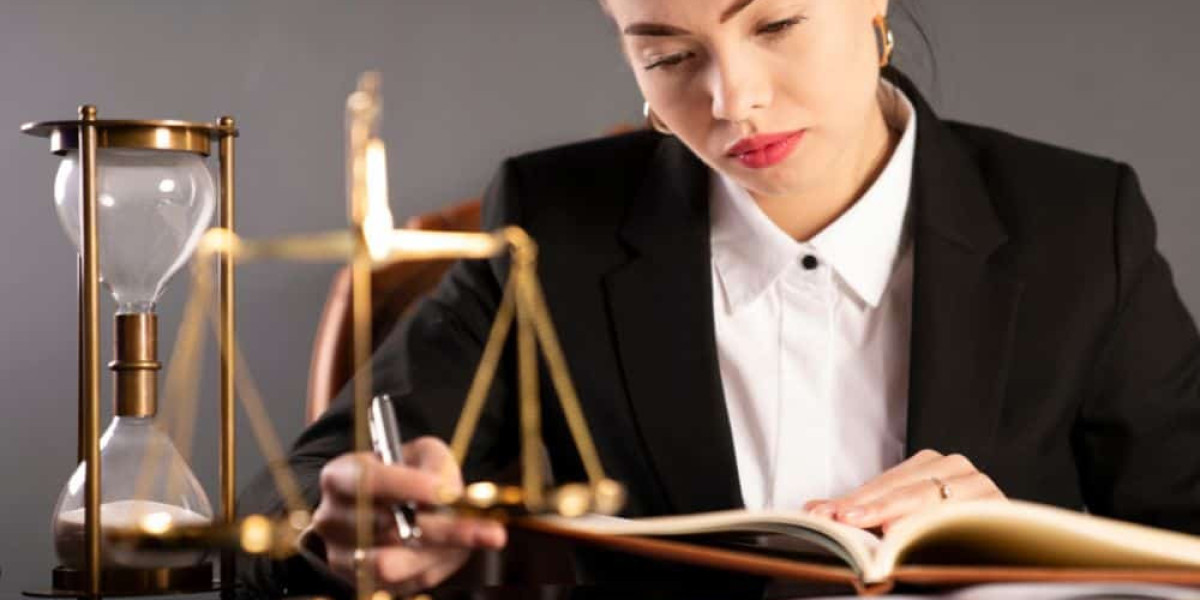 IP Lawyer Australia: Protecting Your Innovations and Brand