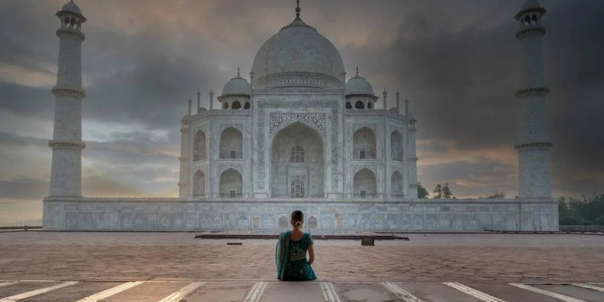 Golden Triangle Tour Package by Car: The Most Comfortable Way to Explore Delhi, Agra & Jaipur