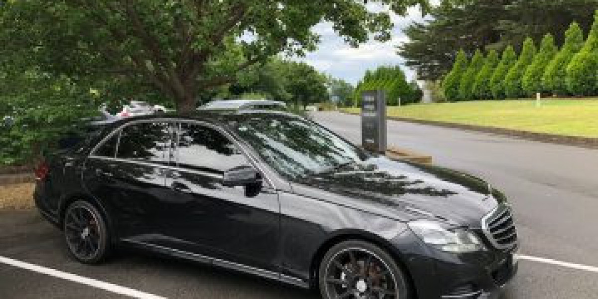 A Traveler's Guide to Convenient Airport Transport Perth