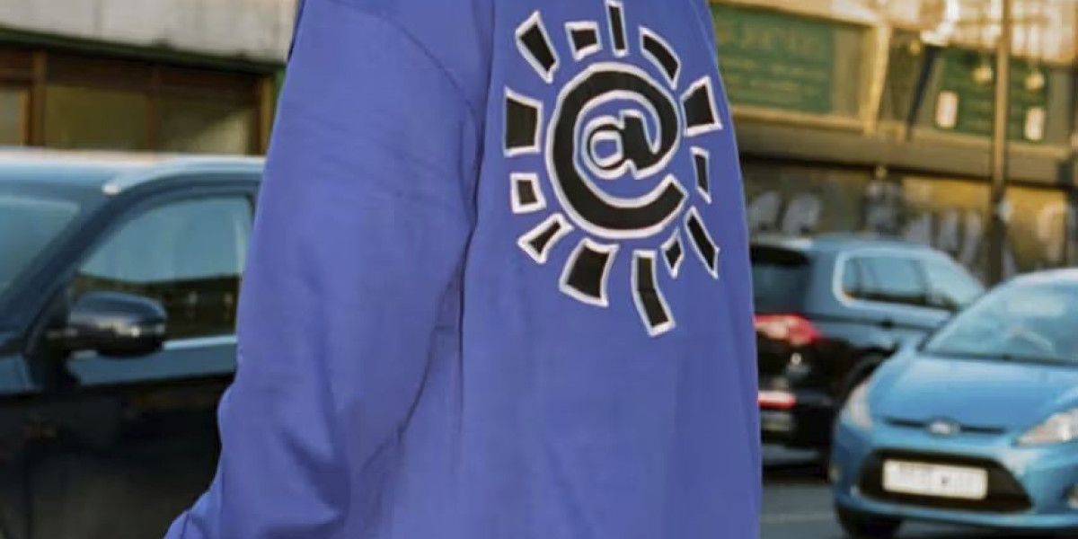 Adwysd Hoodies and Shirts Designed for Everyday Street Outfits