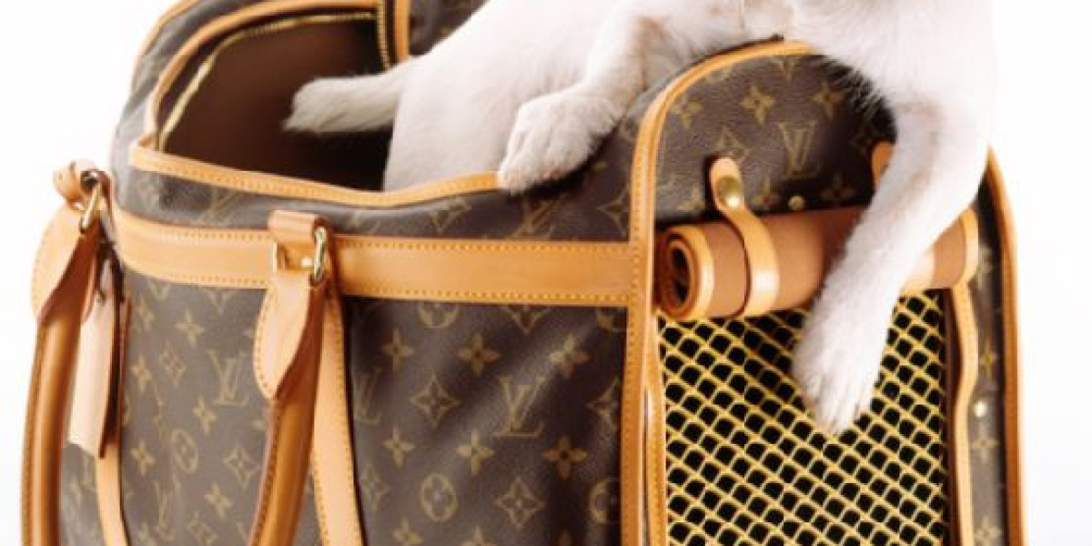 The Benefits of Using a Dog Sling Carrier for Pet Owners