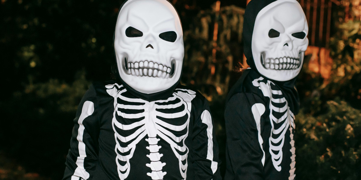 Creative Halloween Accessories to Transform Any Costume Introduction