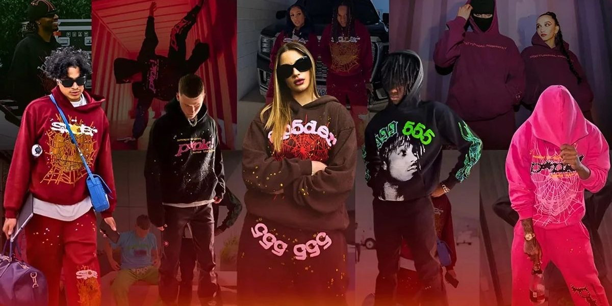Comparing Sp5der Hoodie vs Nike Tech Hoodie in 2025