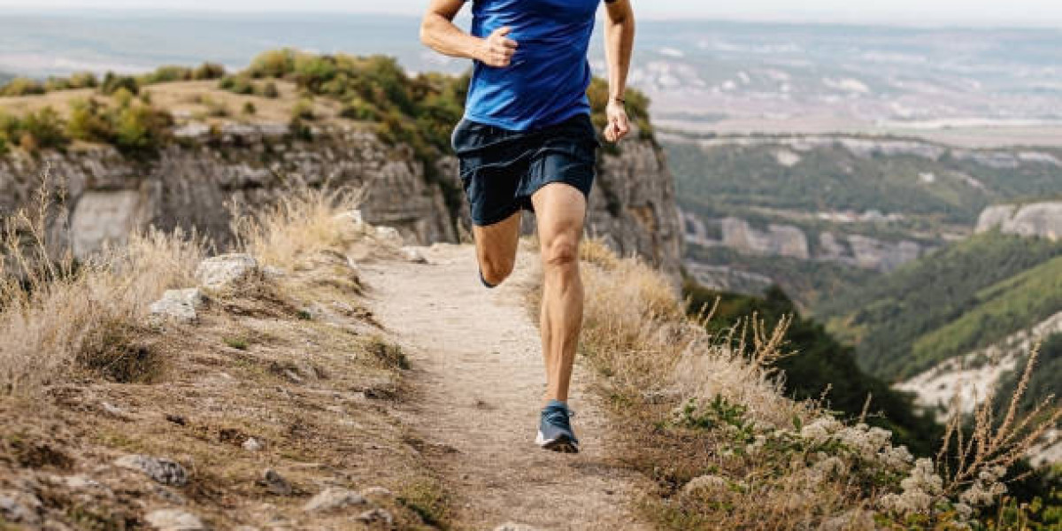 Trail Running vs Hiking: What Builds More Endurance?