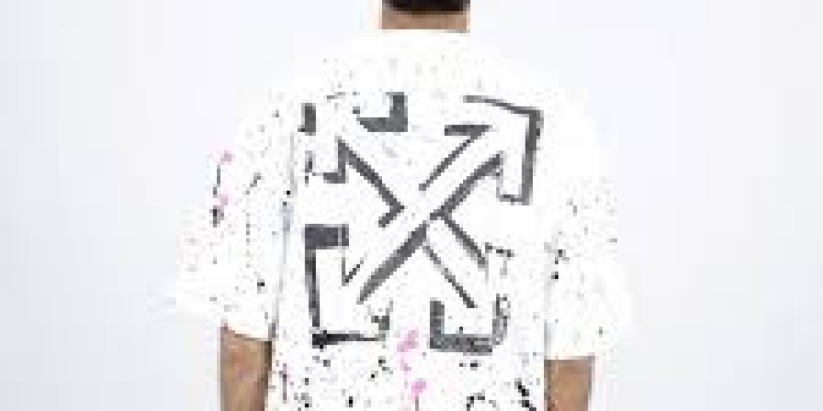 Off-White and Off-White Scarpe: Where Streetwear Meets High Fashion