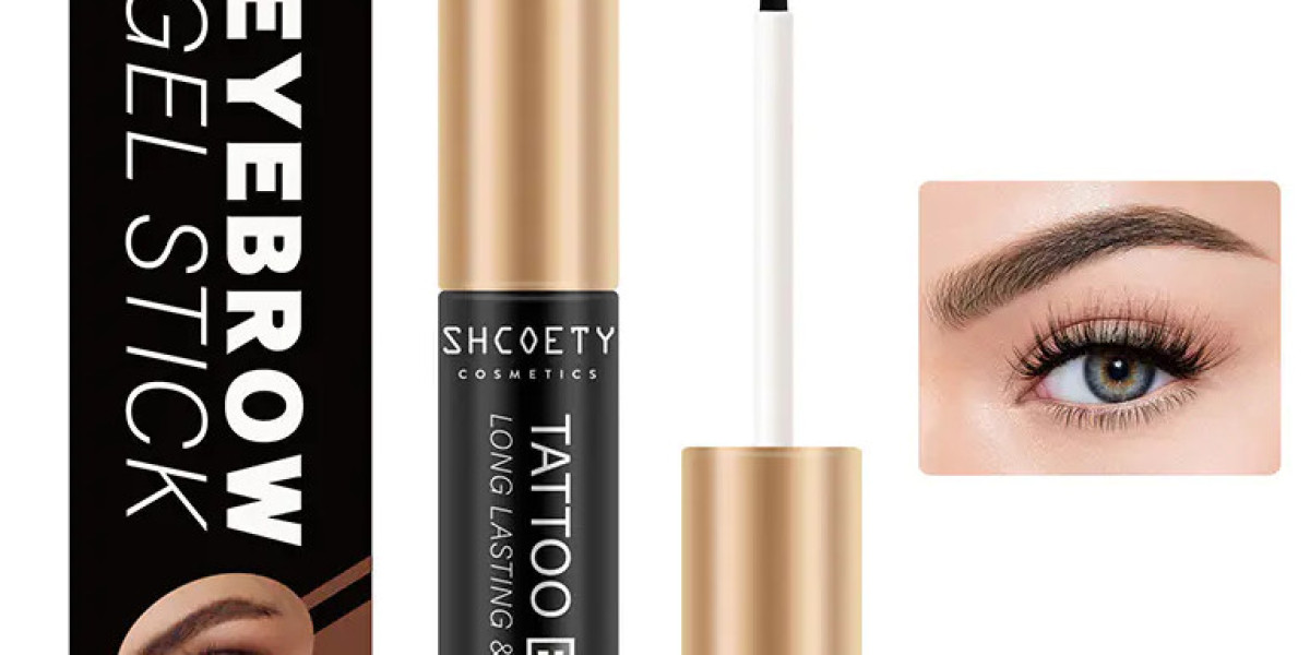 Exploring the Impact of Liquid Mascara on Eye Definition