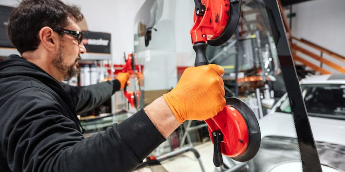 Is Repair Enough For Auto Glass In Beaverton, OR, Or Is Replacement Necessary?