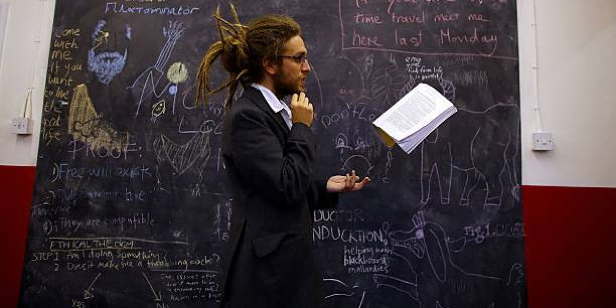 Dissertation Writing: Explaining Complex Ideas Simply
