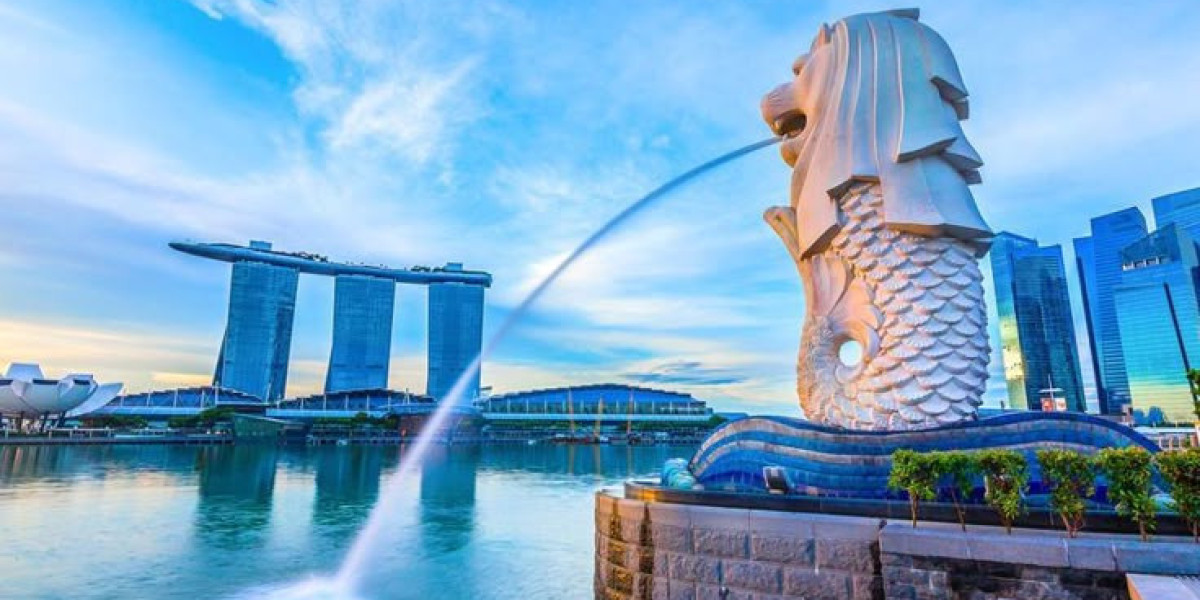 Singapore Uncovered: Where Modern Marvels Meet Timeless Traditions