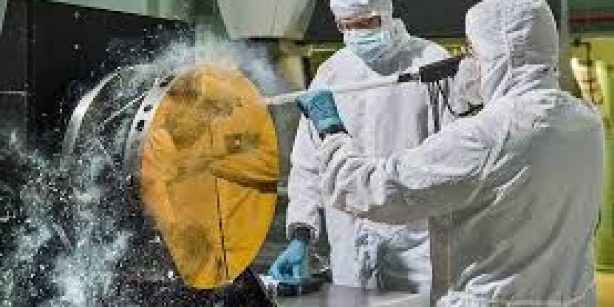 Why Dry Ice Blasting is the Smarter Way to Clean Industrial Equipment