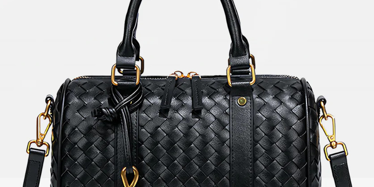 Emerson Tote Bag: Stylish, Practical, and Reliable