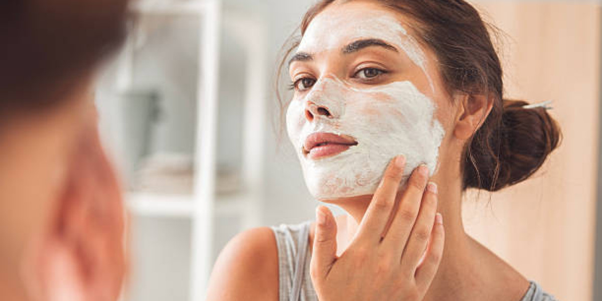 How Often Should You Do a Deep Cleansing Facial in Riyadh?