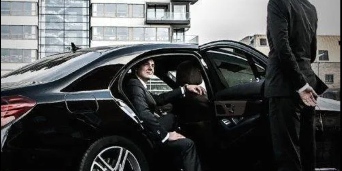 The Greening of Luxury: How Eco-Friendly Chauffeur Services are Redefining Elite Travel