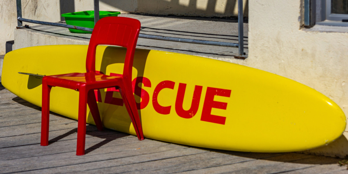 Lifeguard Training: Skills, Requirements, and How It Prepares You to Save Lives