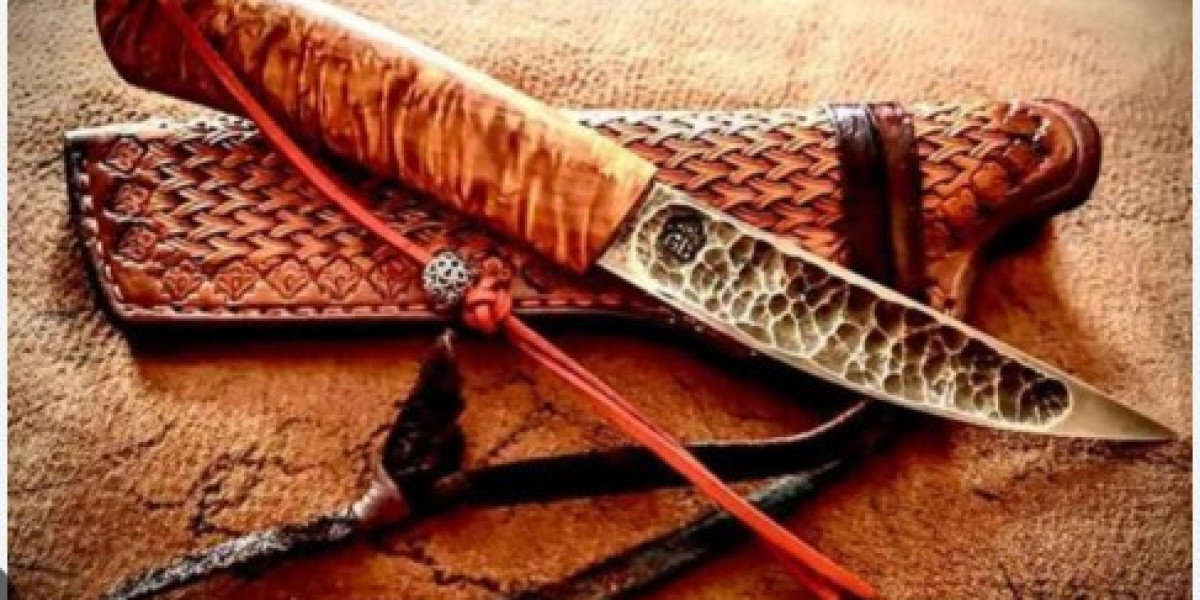 Yakut Knives in Daily Life: Hunting, Fishing, and Everyday Use