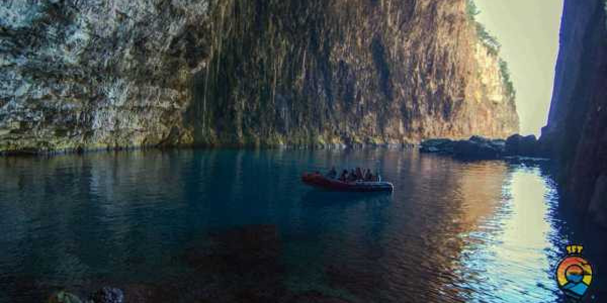 Boat Trips Vlore – Explore Albania’s Riviera from the Sea