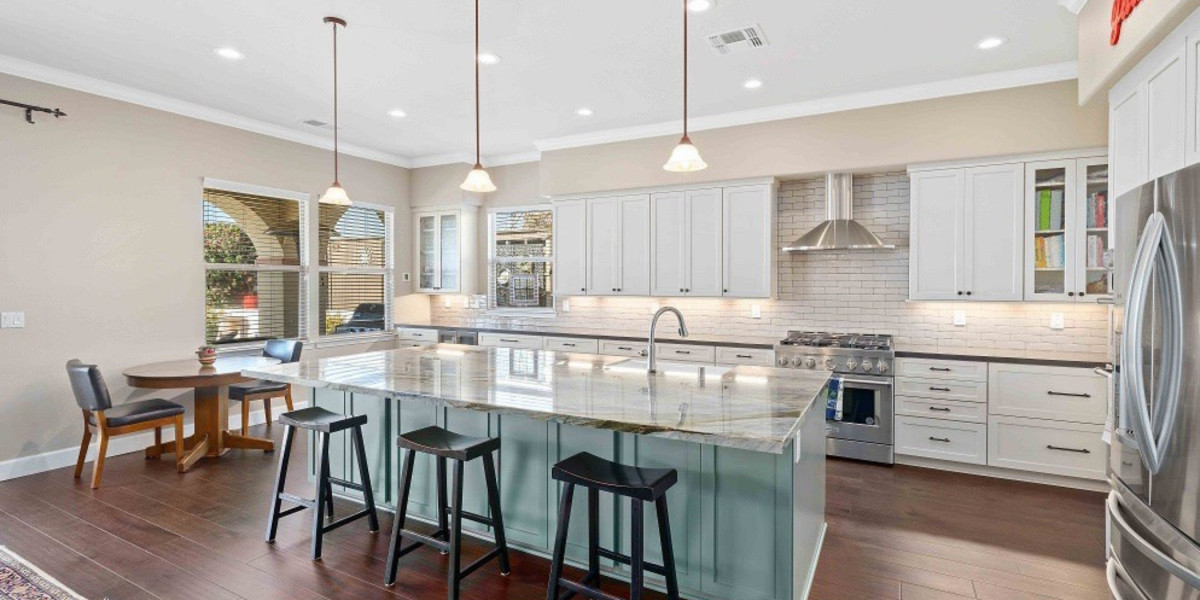 Transforming Tampa Homes: The Signature Elements of a Luxury Kitchen Remodel