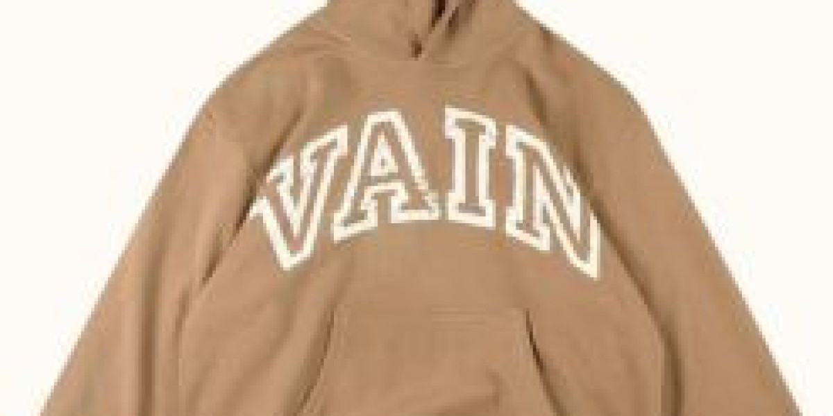 Saint Vanity – A Fresh Perspective on Streetwear Fashion.