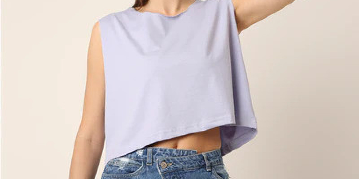 10 Stylish Tank Tops for Women That Are Trending This Season