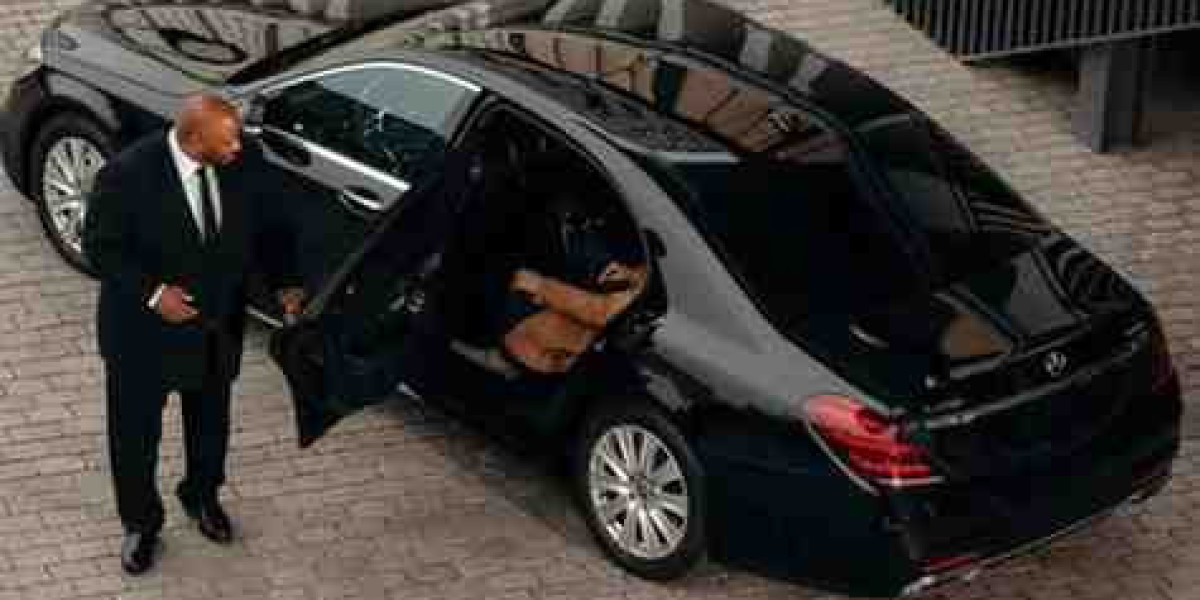 Professional Car Service to LaGuardia Airport 24/7 Support