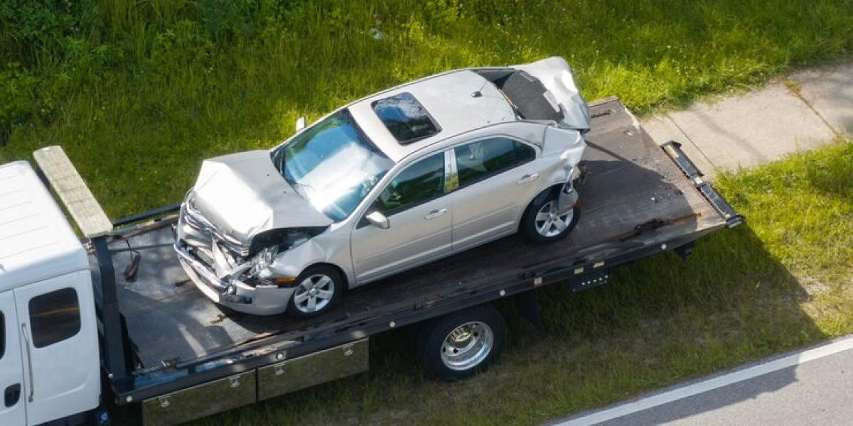 Is A Heavy-Duty Towing Service In Port St. Lucie, FL Required For RV Towing?
