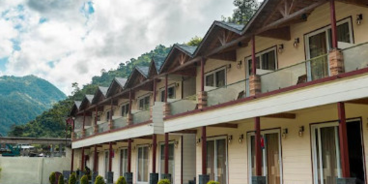 Hotel near by Millannium  city central