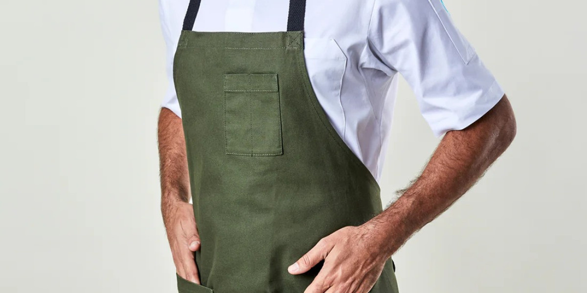 What Should You Look for in Restaurant Uniforms for Long-Term Performance?