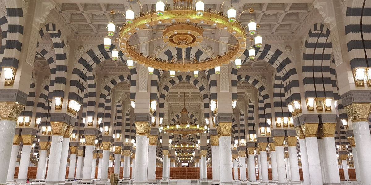 A Spiritual Journey: Your Guide to Umrah from Houston