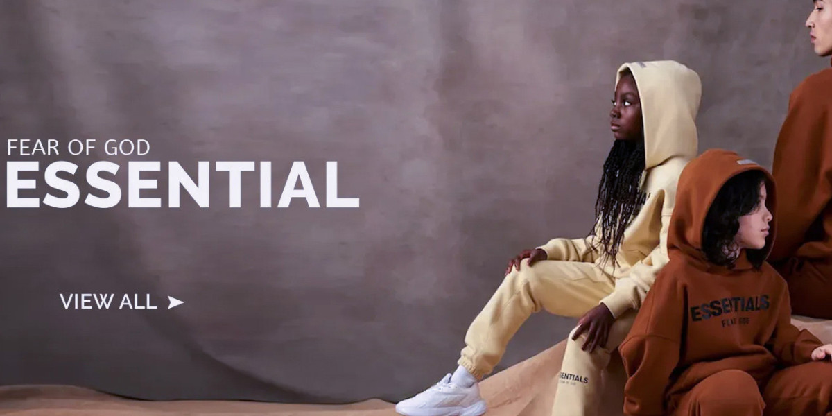 Essential Hoodie Complete Style Guide