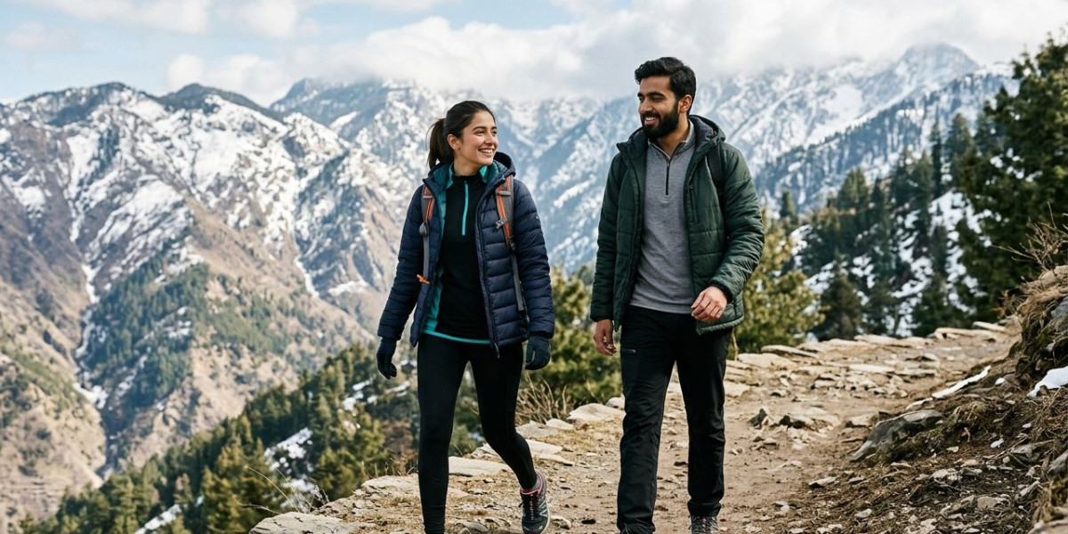 Why Choose Winter Activewear in Pakistan This Season