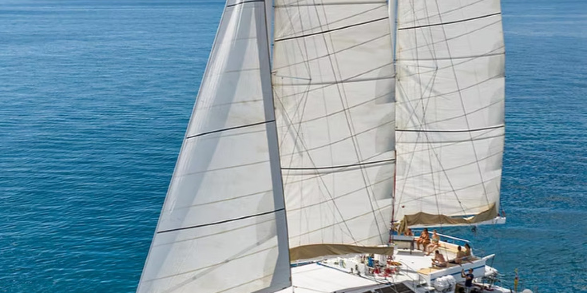 Catamaran charter New Caledonia