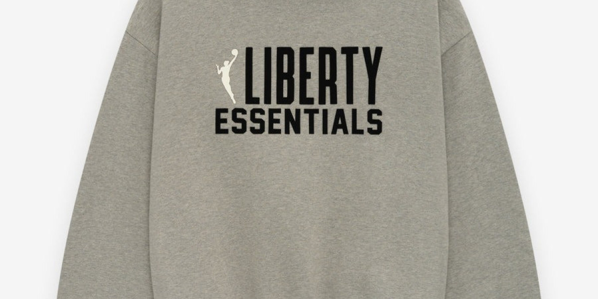 Essentials Hoodie Ireland – Premium Streetwear Guide