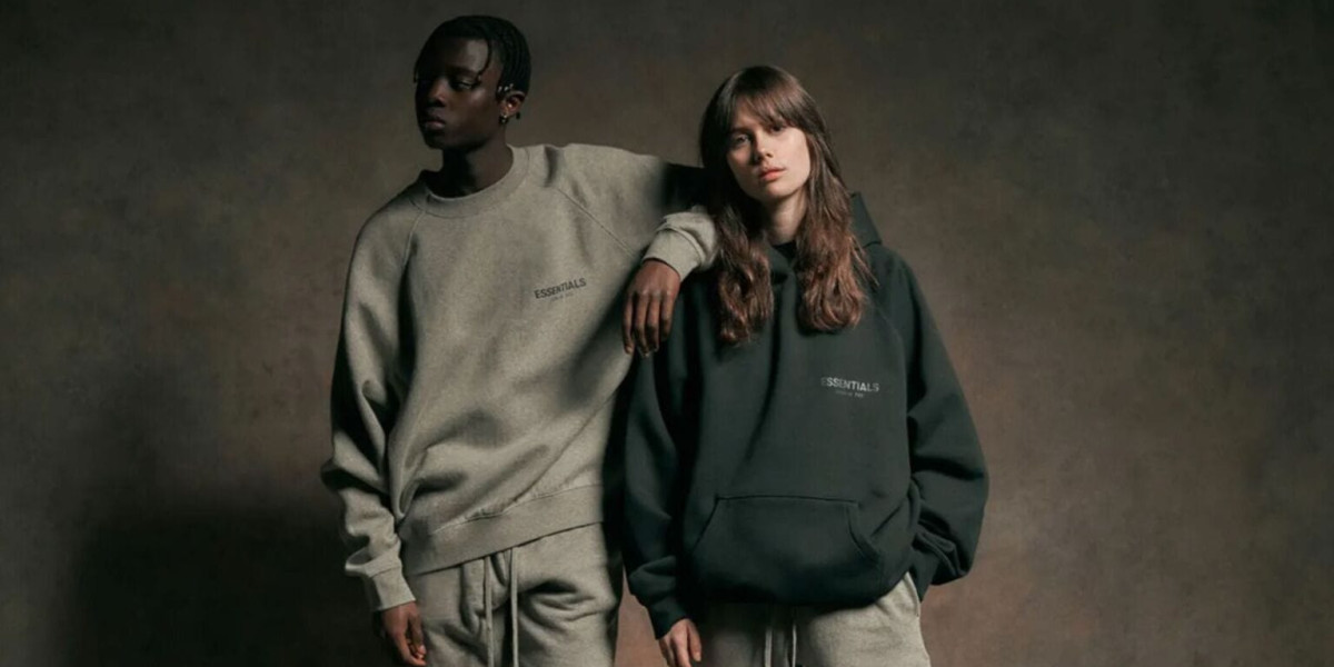 Fear of God Essentials Hoodie USA Premium Streetwear Style, Comfort & Complete Buying Guide