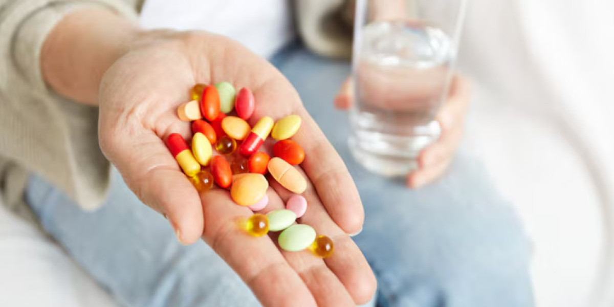 GNC Vitamin K: Benefits, Uses & Buying Guide 2026